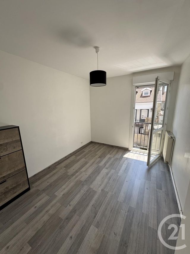 Appartement T3 &agrave; louer - 3 pi&egrave;ces - 59,41 m2 - Tarbes - 65 - MIDI-PYRENEES