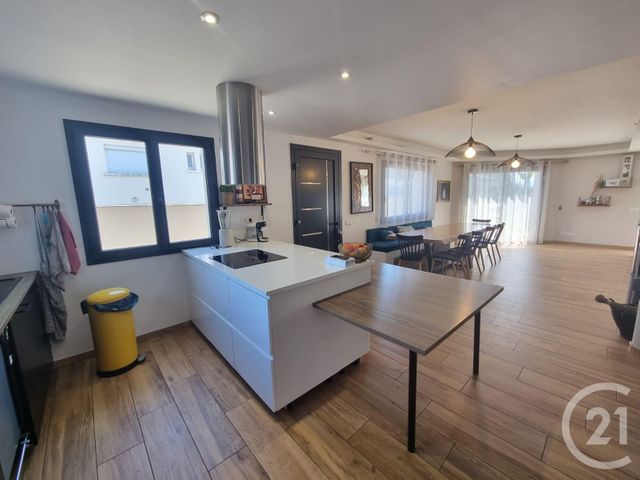 Maison &agrave; louer - 5 pi&egrave;ces - 141,76 m2 - Aureilhan - 65 - MIDI-PYRENEES