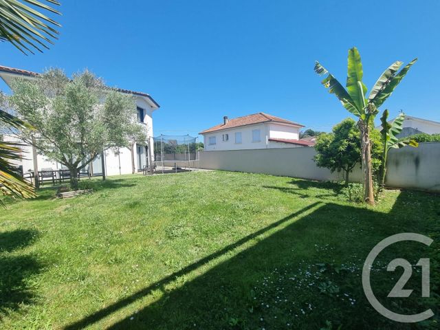 Maison &agrave; louer - 5 pi&egrave;ces - 141,76 m2 - Aureilhan - 65 - MIDI-PYRENEES