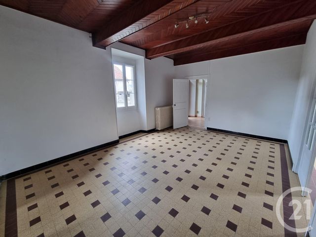 Maison &agrave; louer - 5 pi&egrave;ces - 145 m2 - Vielle Adour - 65 - MIDI-PYRENEES