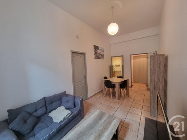 Appartement T2 &agrave; louer - 2 pi&egrave;ces - 43,44 m2 - Tarbes - 65 - MIDI-PYRENEES