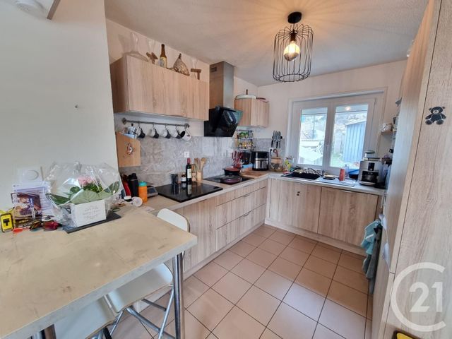 Maison &agrave; louer - 3 pi&egrave;ces - 64,65 m2 - Louey - 65 - MIDI-PYRENEES