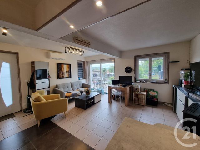 Maison &agrave; louer - 3 pi&egrave;ces - 64,65 m2 - Louey - 65 - MIDI-PYRENEES