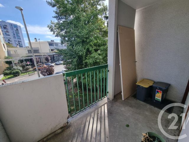 Appartement T3 &agrave; louer - 3 pi&egrave;ces - 75,12 m2 - Tarbes - 65 - MIDI-PYRENEES