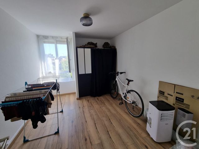 Appartement T3 &agrave; louer - 3 pi&egrave;ces - 75,12 m2 - Tarbes - 65 - MIDI-PYRENEES