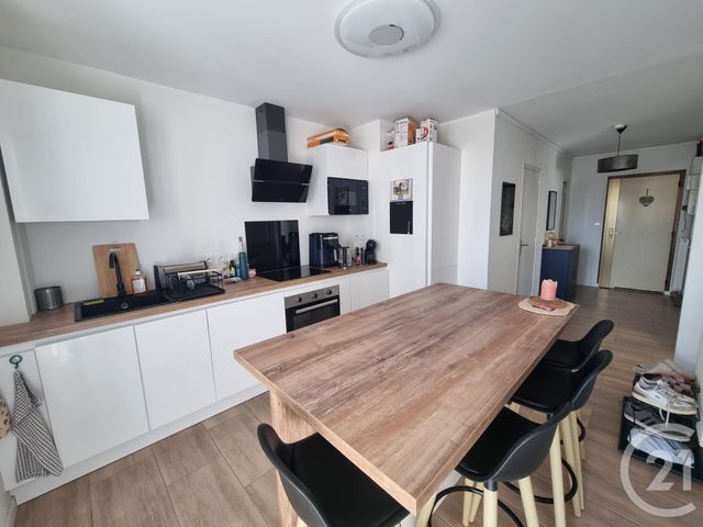 Appartement T3 &agrave; louer - 3 pi&egrave;ces - 75,12 m2 - Tarbes - 65 - MIDI-PYRENEES