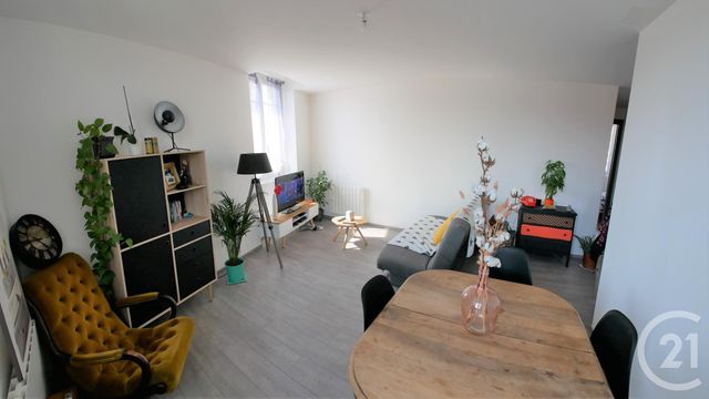 Appartement T3 &agrave; louer - 3 pi&egrave;ces - 80,26 m2 - Tarbes - 65 - MIDI-PYRENEES