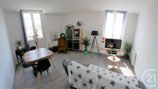 Appartement T3 &agrave; louer - 3 pi&egrave;ces - 80,26 m2 - Tarbes - 65 - MIDI-PYRENEES