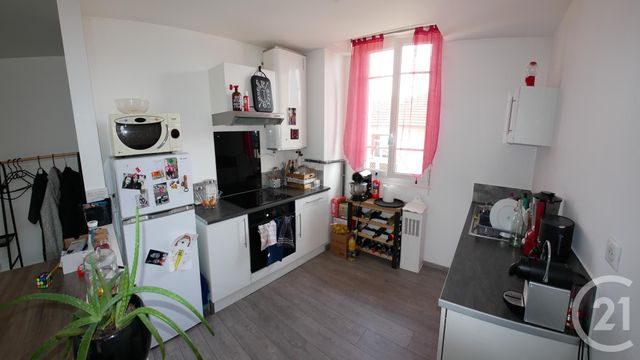 Appartement T3 &agrave; louer - 3 pi&egrave;ces - 80,26 m2 - Tarbes - 65 - MIDI-PYRENEES