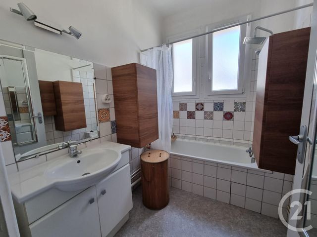 Appartement T4 &agrave; louer - 4 pi&egrave;ces - 110 m2 - Tarbes - 65 - MIDI-PYRENEES