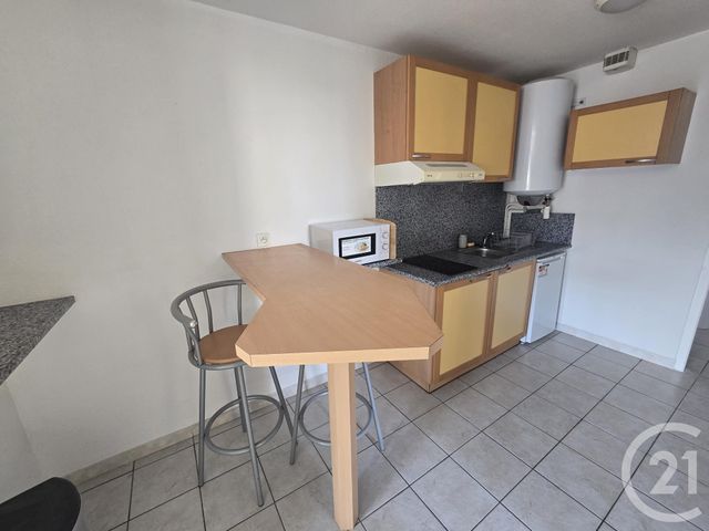 Appartement T1 &agrave; louer - 1 pi&egrave;ce - 27,30 m2 - Tarbes - 65 - MIDI-PYRENEES