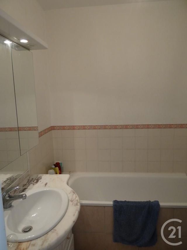 Appartement F3 &agrave; louer - 3 pi&egrave;ces - 62,78 m2 - Caen - 14 - BASSE-NORMANDIE