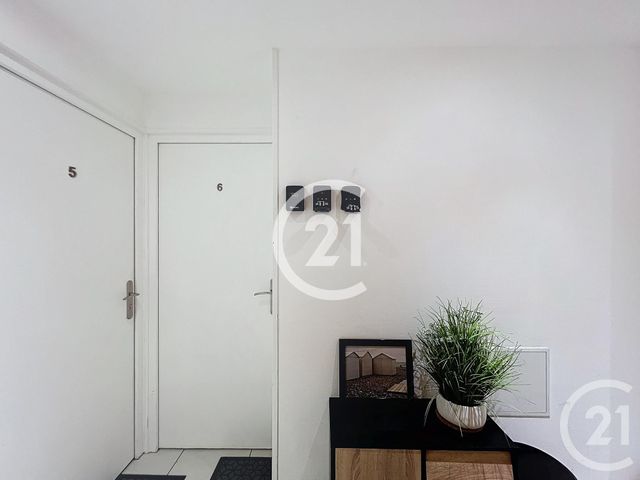 Appartement Studio &agrave; louer - 1 pi&egrave;ce - 15 m2 - Caen - 14 - BASSE-NORMANDIE