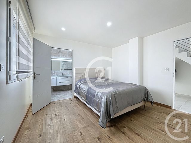 Maison à vendre - 6 pièces - 138 m2 - Eterville - 14 - BASSE-NORMANDIE