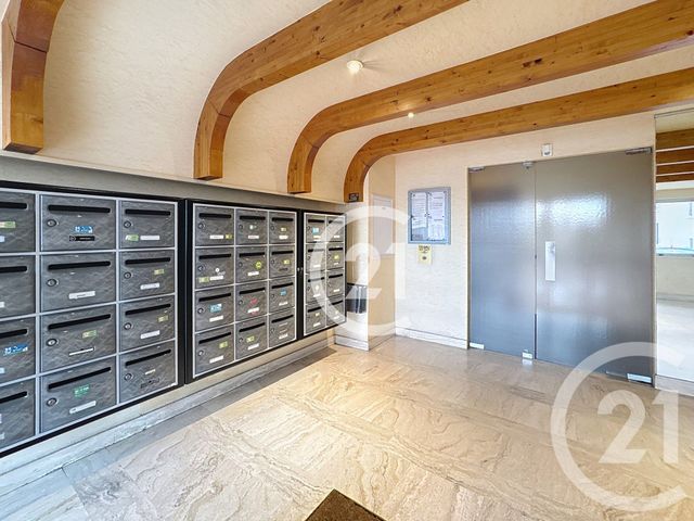 Appartement F1 &agrave; louer - 1 pi&egrave;ce - 26 m2 - Caen - 14 - BASSE-NORMANDIE