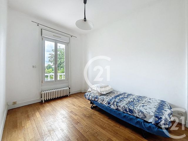 Maison à louer - 8 pièces - 150 m2 - Colombelles - 14 - BASSE-NORMANDIE