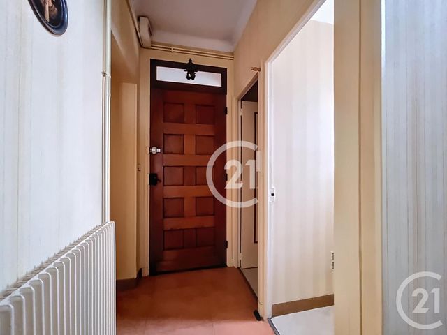 Maison &agrave; vendre - 9 pi&egrave;ces - 162 m2 - St Martin De Fontenay - 14 - BASSE-NORMANDIE