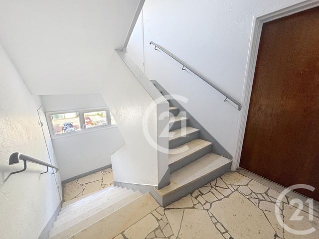 Appartement F4 &agrave; louer - 4 pi&egrave;ces - 74,85 m2 - Caen - 14 - BASSE-NORMANDIE