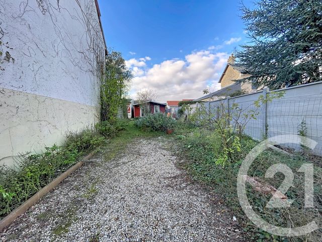 Maison à vendre - 2 pièces - 42 m2 - Mondeville - 14 - BASSE-NORMANDIE