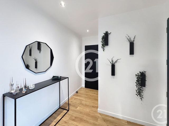 Maison à vendre - 6 pièces - 165,56 m2 - Cormelles Le Royal - 14 - BASSE-NORMANDIE