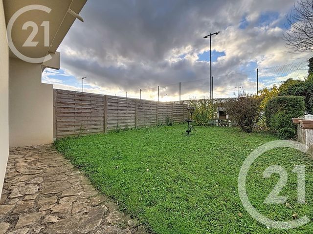 Maison à vendre - 5 pièces - 100 m2 - Cormelles Le Royal - 14 - BASSE-NORMANDIE