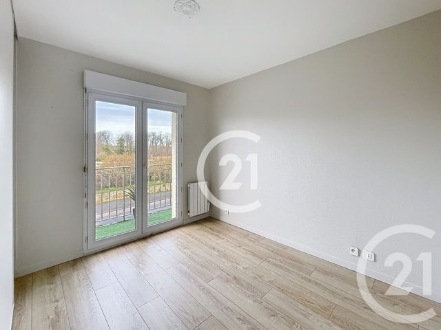 Appartement Duplex &agrave; louer - 2 pi&egrave;ces - 39,50 m2 - Mondeville - 14 - BASSE-NORMANDIE