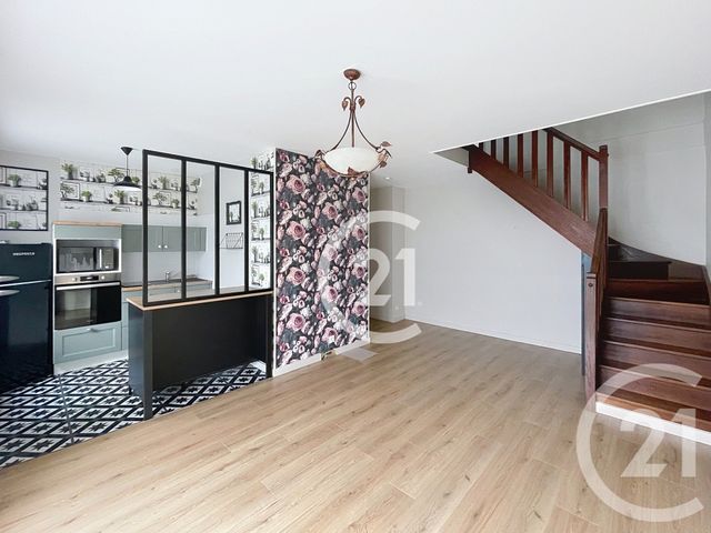 Appartement Duplex &agrave; louer - 2 pi&egrave;ces - 39,50 m2 - Mondeville - 14 - BASSE-NORMANDIE