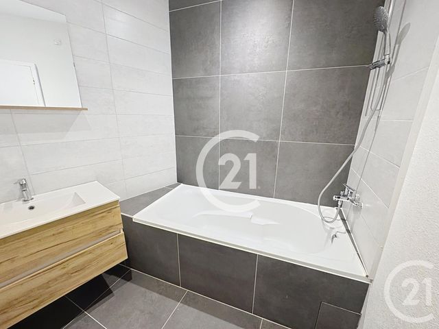 Maison &agrave; vendre - 6 pi&egrave;ces - 110,29 m2 - Ouistreham - 14 - BASSE-NORMANDIE