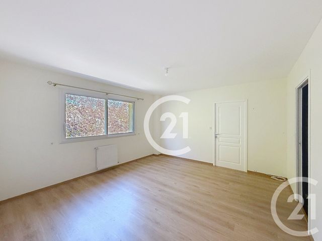 Maison &agrave; louer - 7 pi&egrave;ces - 198,21 m2 - Mathieu - 14 - BASSE-NORMANDIE
