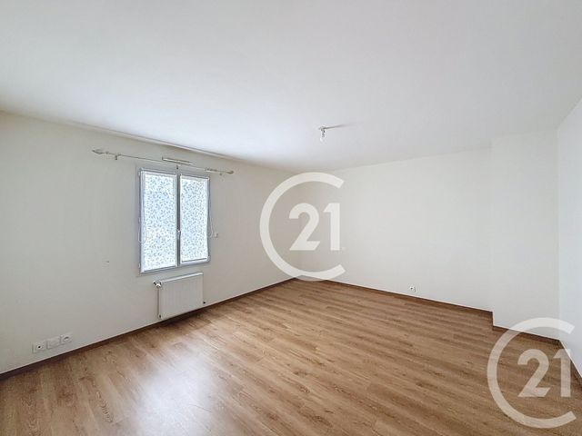 Maison &agrave; louer - 7 pi&egrave;ces - 198,21 m2 - Mathieu - 14 - BASSE-NORMANDIE