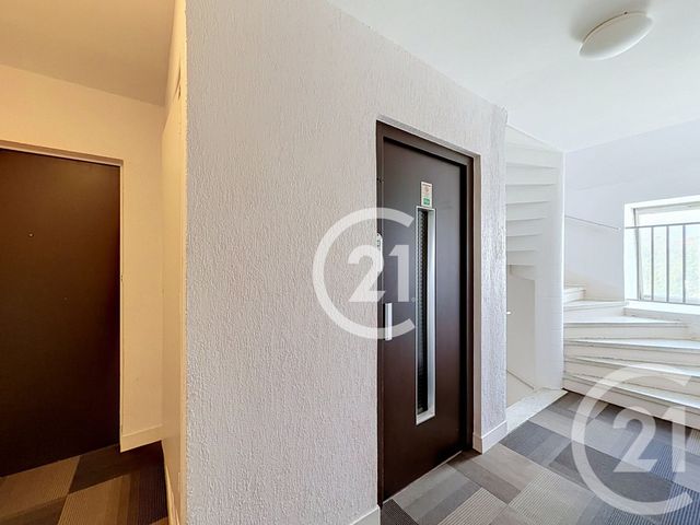 Appartement F1 &agrave; louer - 1 pi&egrave;ce - 31,50 m2 - Caen - 14 - BASSE-NORMANDIE