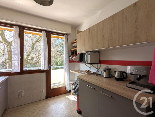 Appartement T3 à vendre - 3 pièces - 66,41 m2 - Chambery - 73 - RHONE-ALPES