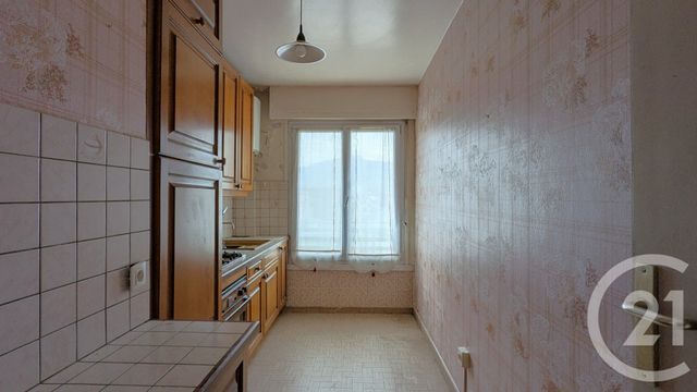 Appartement T4 &agrave; vendre - 4 pi&egrave;ces - 68,90 m2 - Chambery - 73 - RHONE-ALPES