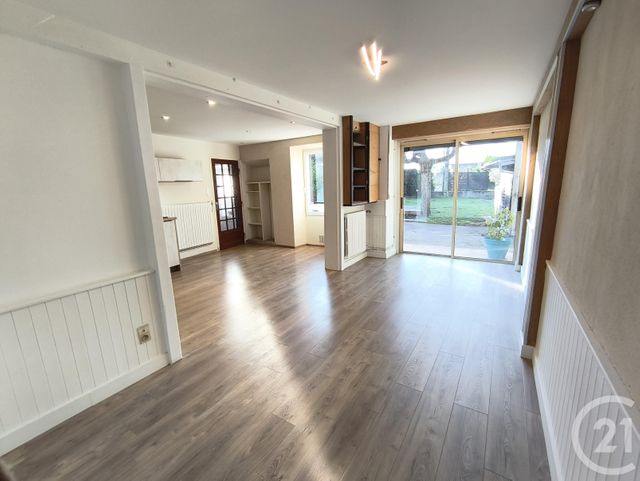 Maison &agrave; louer - 4 pi&egrave;ces - 110,40 m2 - Chambery - 73 - RHONE-ALPES