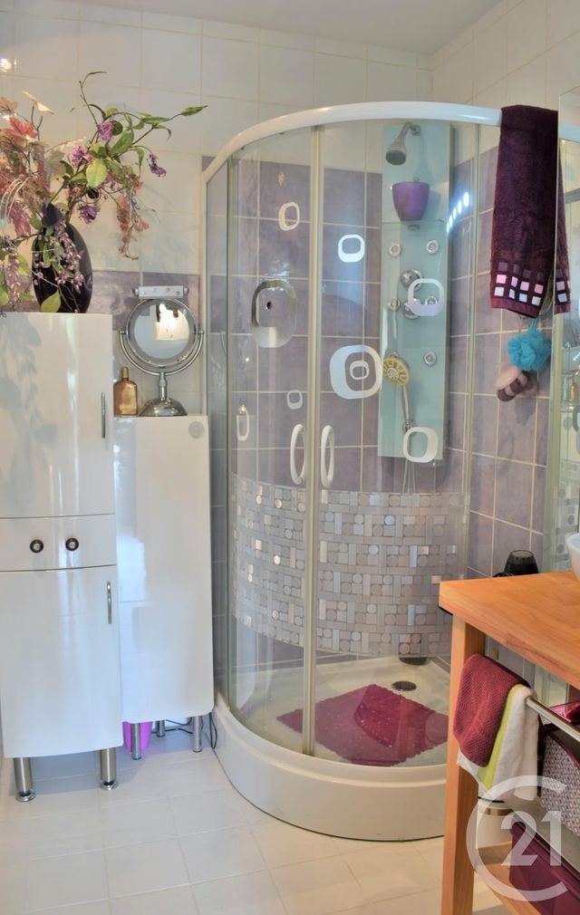 Appartement T2 à louer - 2 pièces - 59,25 m2 - Chambery - 73 - RHONE-ALPES