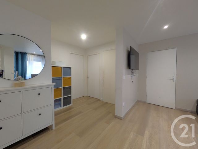 Appartement T4 &agrave; vendre - 4 pi&egrave;ces - 74,09 m2 - Aix Les Bains - 73 - RHONE-ALPES