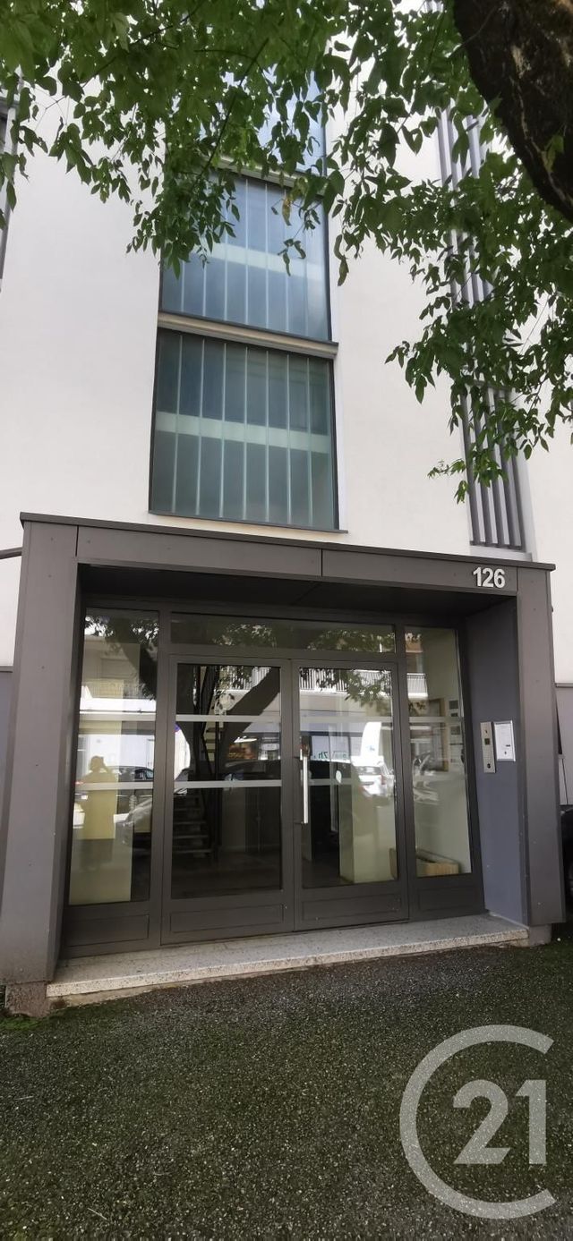Appartement F3 &agrave; louer - 3 pi&egrave;ces - 60,05 m2 - Chambery - 73 - RHONE-ALPES