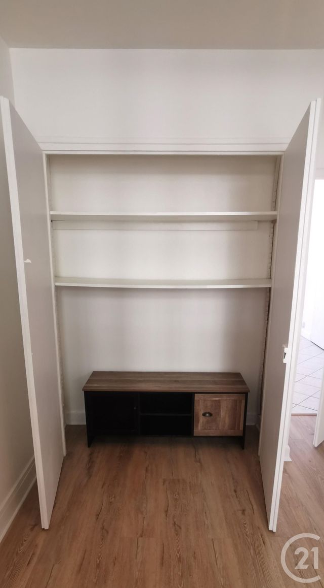 Appartement F3 &agrave; louer - 3 pi&egrave;ces - 60,05 m2 - Chambery - 73 - RHONE-ALPES