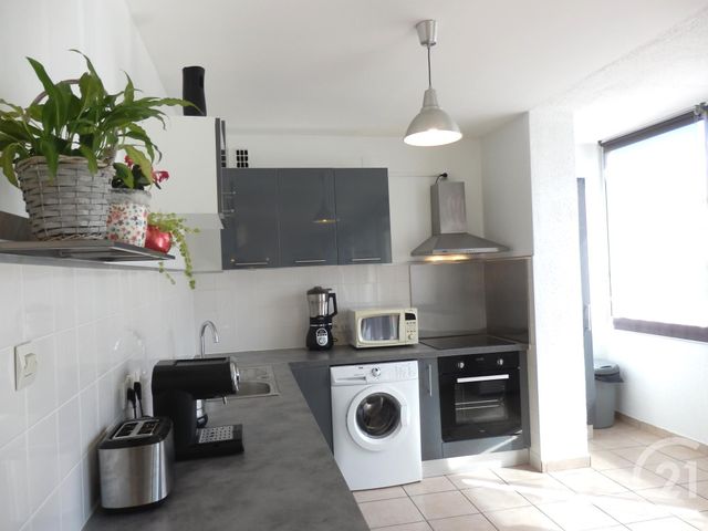 Appartement T3 &agrave; louer - 3 pi&egrave;ces - 70,50 m2 - Chambery - 73 - RHONE-ALPES