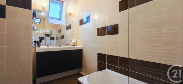 Appartement Duplex &agrave; vendre - 6 pi&egrave;ces - 122,10 m2 - Chambery - 73 - RHONE-ALPES