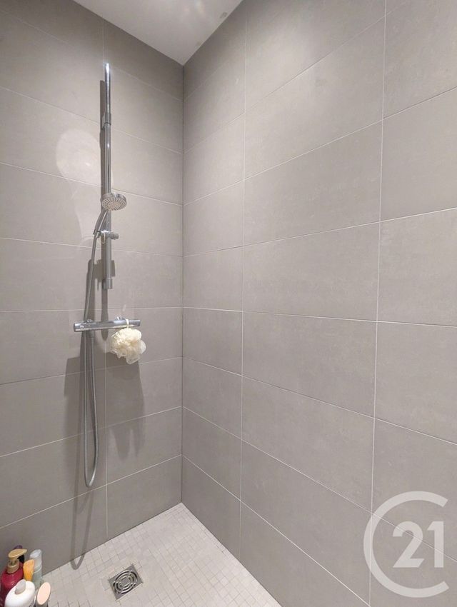 Appartement T2 &agrave; vendre - 2 pi&egrave;ces - 60,58 m2 - Chambery - 73 - RHONE-ALPES