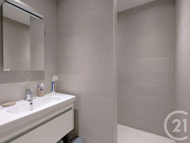 Appartement T2 &agrave; vendre - 2 pi&egrave;ces - 60,58 m2 - Chambery - 73 - RHONE-ALPES