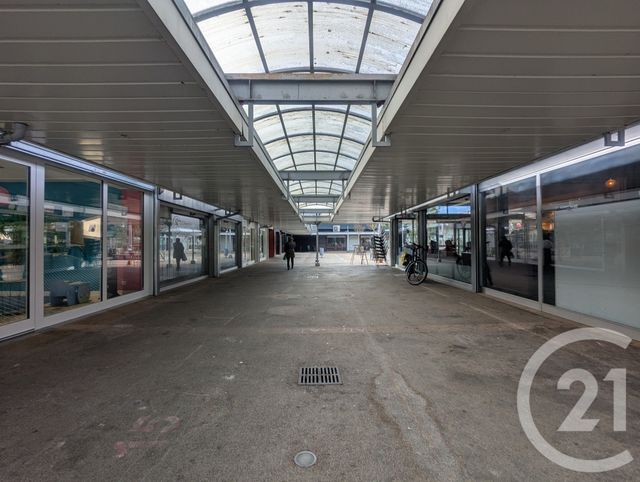 Local commercial à vendre - 93.0 m2 - 73 - Savoie