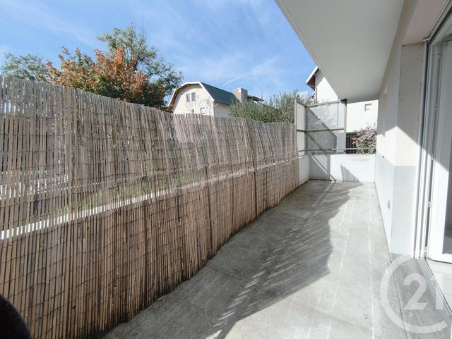 Appartement T3 &agrave; louer - 3 pi&egrave;ces - 58,07 m2 - Chambery - 73 - RHONE-ALPES