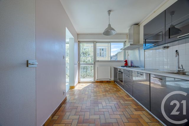 Appartement T3 &agrave; vendre - 3 pi&egrave;ces - 61,11 m2 - Chambery - 73 - RHONE-ALPES