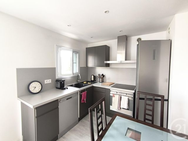 Appartement T3 &agrave; louer - 3 pi&egrave;ces - 47,51 m2 - Chambery - 73 - RHONE-ALPES