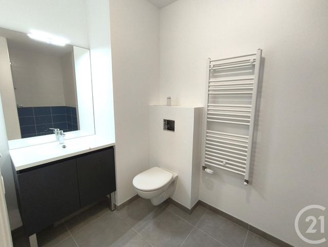 Appartement T2 &agrave; louer - 2 pi&egrave;ces - 46,68 m2 - Chambery - 73 - RHONE-ALPES