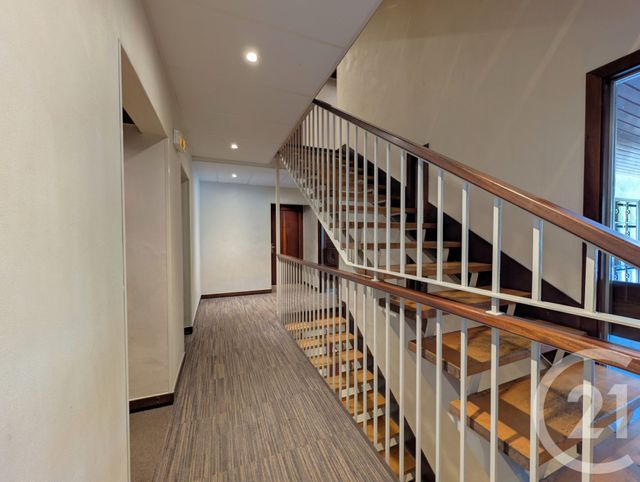 Appartement T3 &agrave; vendre - 3 pi&egrave;ces - 84,92 m2 - Chambery - 73 - RHONE-ALPES