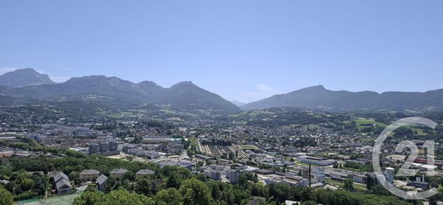Appartement T5 &agrave; louer - 5 pi&egrave;ces - 102,80 m2 - Chambery - 73 - RHONE-ALPES