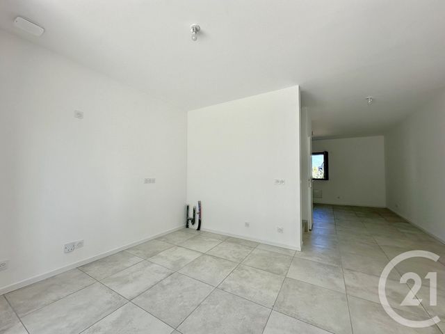 Appartement T3 &agrave; vendre - 3 pi&egrave;ces - 68,81 m2 - Chambery - 73 - RHONE-ALPES